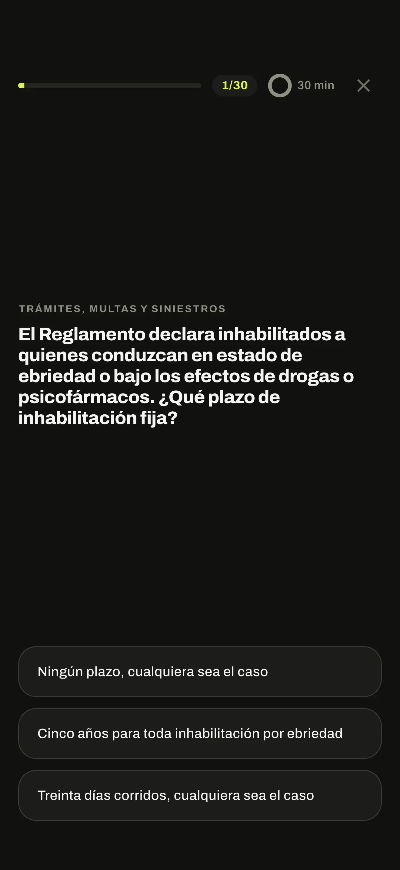 Simulacro de AutoTest Uruguay en curso: pregunta 1 de 30 y 30 minutos en el reloj
